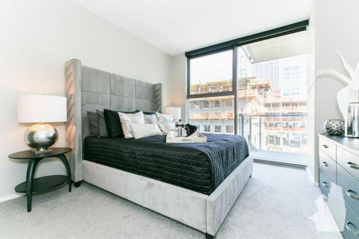 Apartment for rent at 123 N Desplaines St #509, Chicago, IL 60661