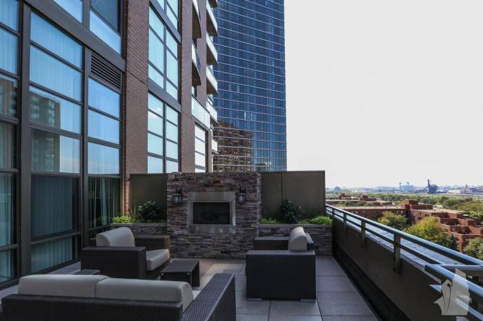 Apartment for rent at 8 E 9th St #3001, Chicago, IL 60605