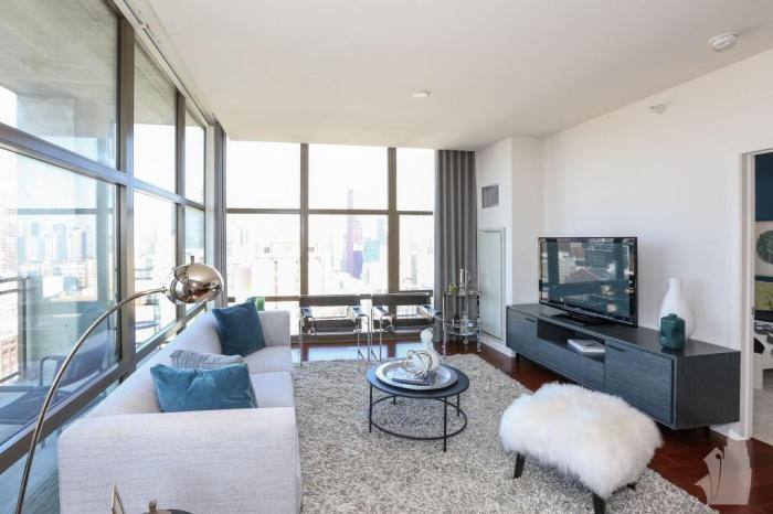 Apartment for rent at 8 E 9th St #3001, Chicago, IL 60605