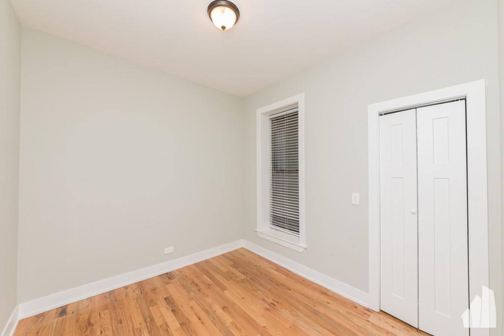Apartment for rent at 639 W Oakdale #1, Chicago, IL 60657