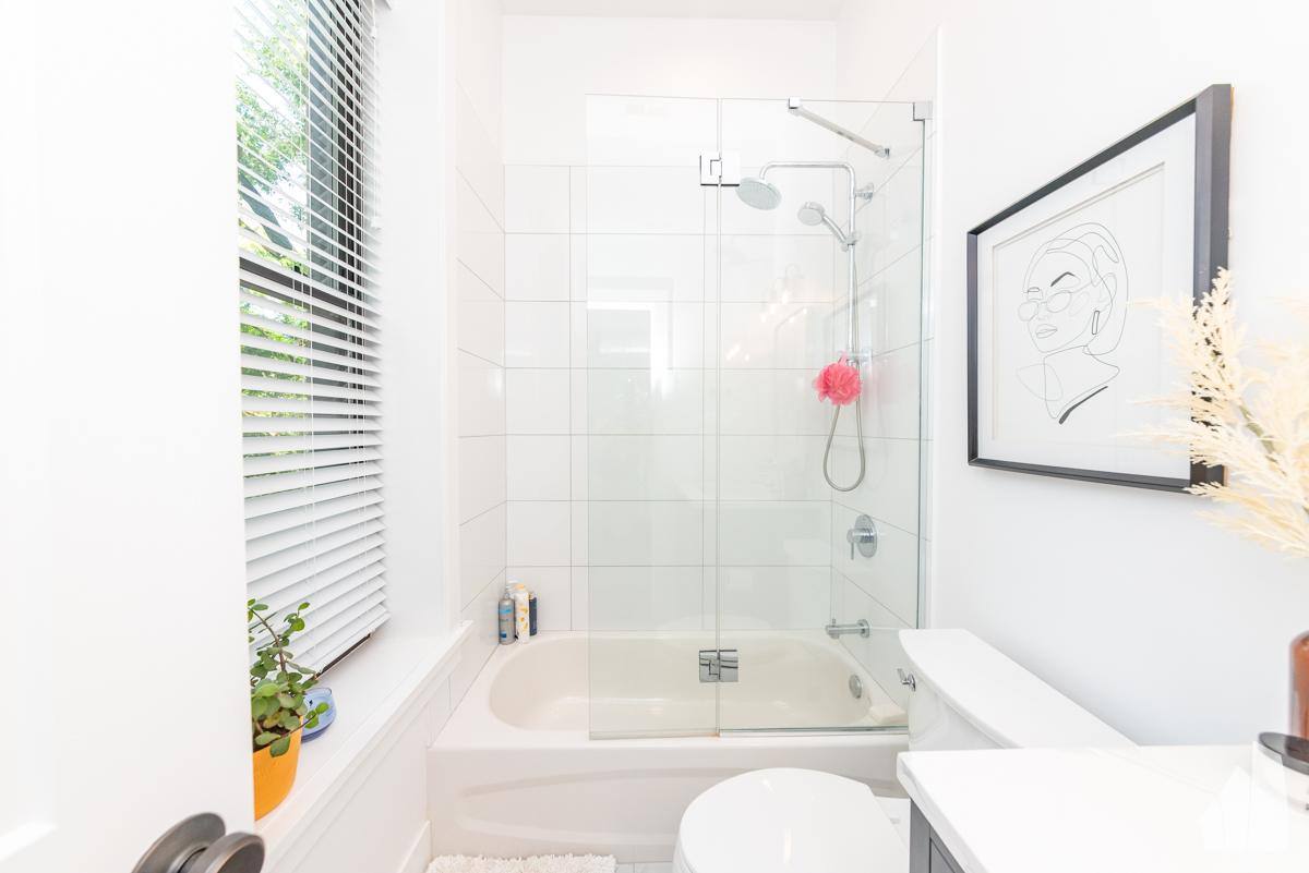 Apartment for rent at 3517 N Reta #4F, Chicago, IL 60657