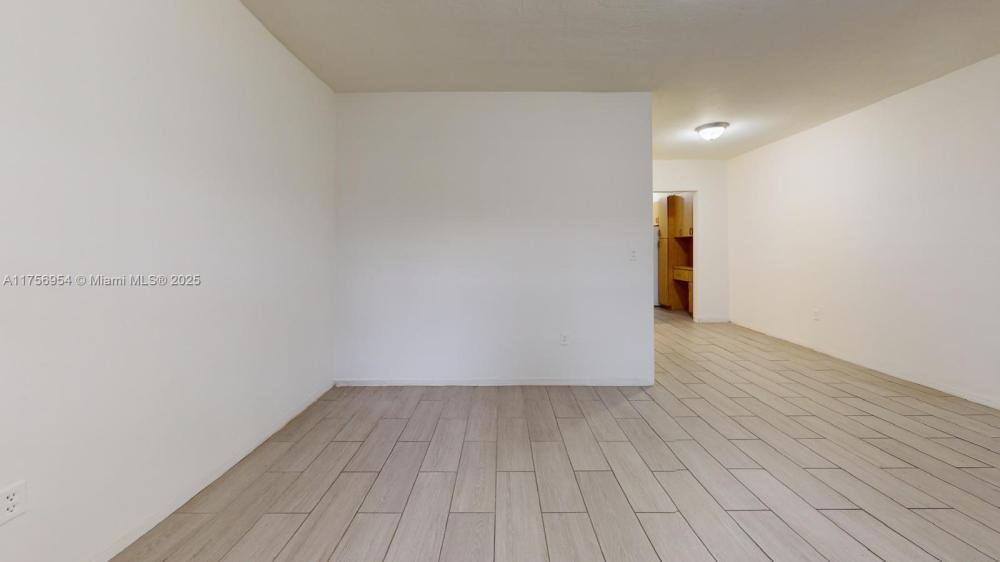 Apartment for rent at 1451 NE 170th St #105A, Miami, FL 33162
