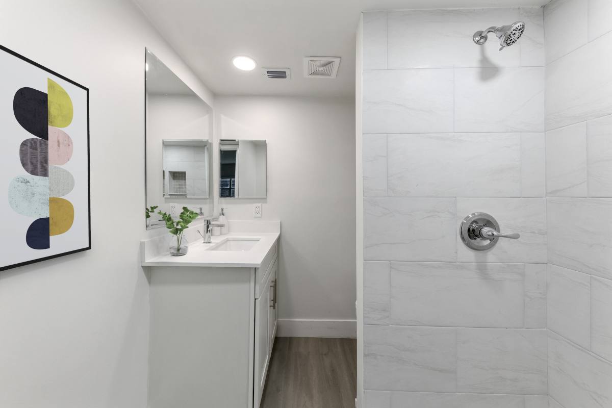 Apartment for rent at Aciano Hialeah, 6975 W 16th Ave, Hialeah, FL 33014