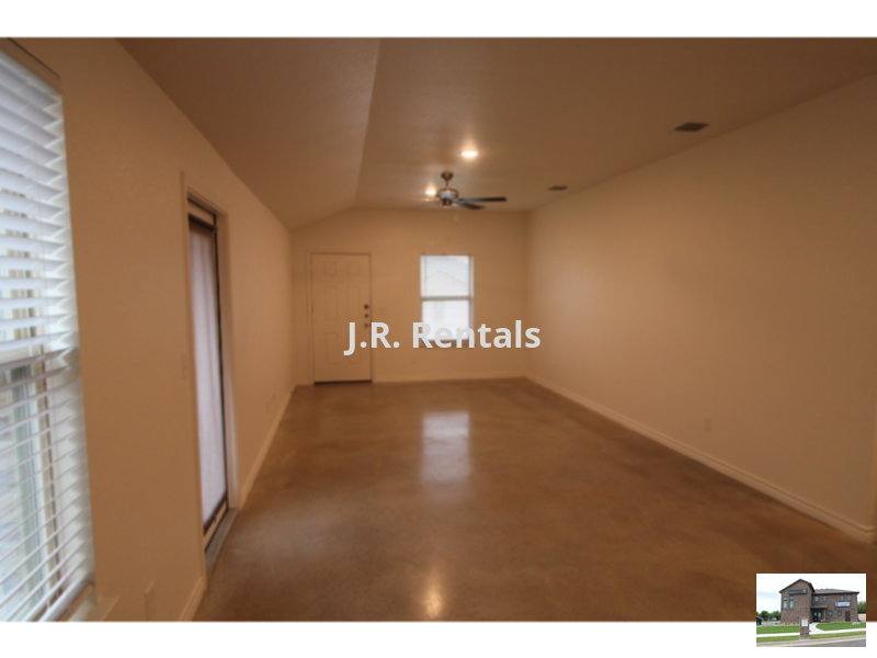Townhouse for rent at 106 Lost Trail #B, Copperas Cove, TX 76522