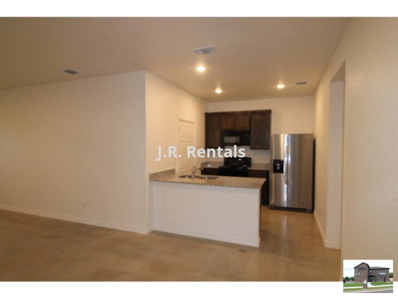 Townhouse for rent at 106 Lost Trail #B, Copperas Cove, TX 76522