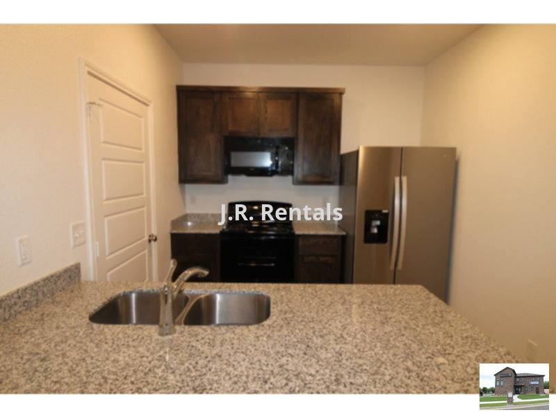 Townhouse for rent at 106 Lost Trail #B, Copperas Cove, TX 76522