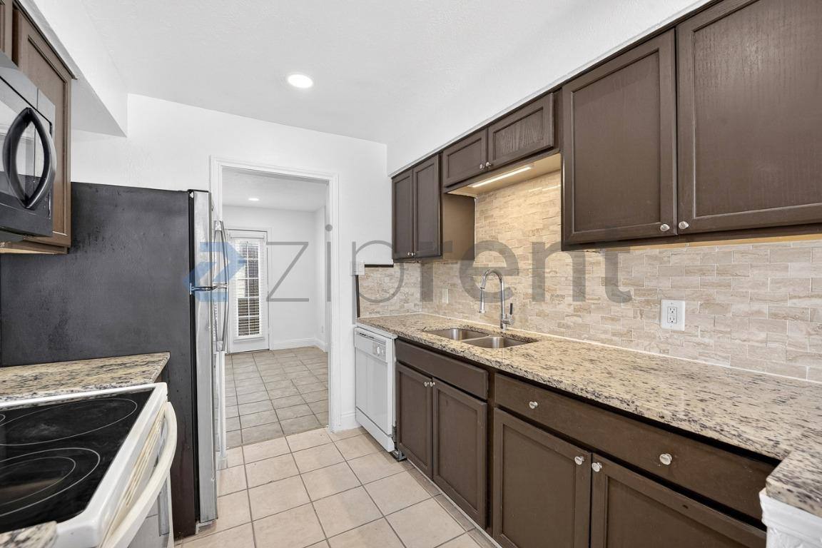Townhouse for rent at 4626 San Jacinto St #C, Dallas, TX 75204