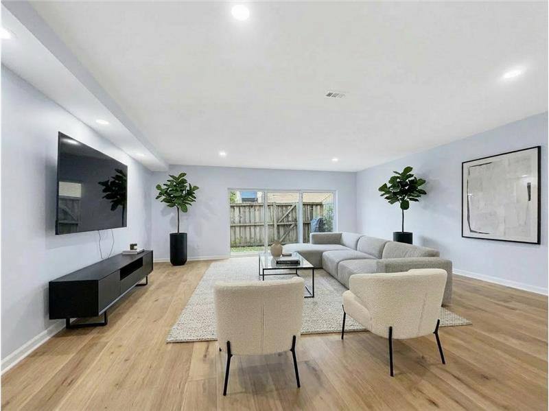 Condo for rent at 6009 E University Blvd #131, Dallas, TX 75206