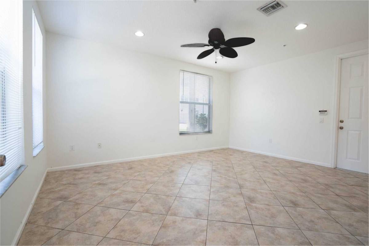 Townhouse for rent at 1356 Piazza Pitti, Boynton Beach, FL 33426
