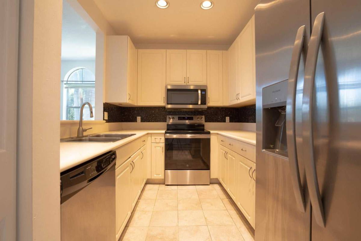 Townhouse for rent at 1356 Piazza Pitti, Boynton Beach, FL 33426
