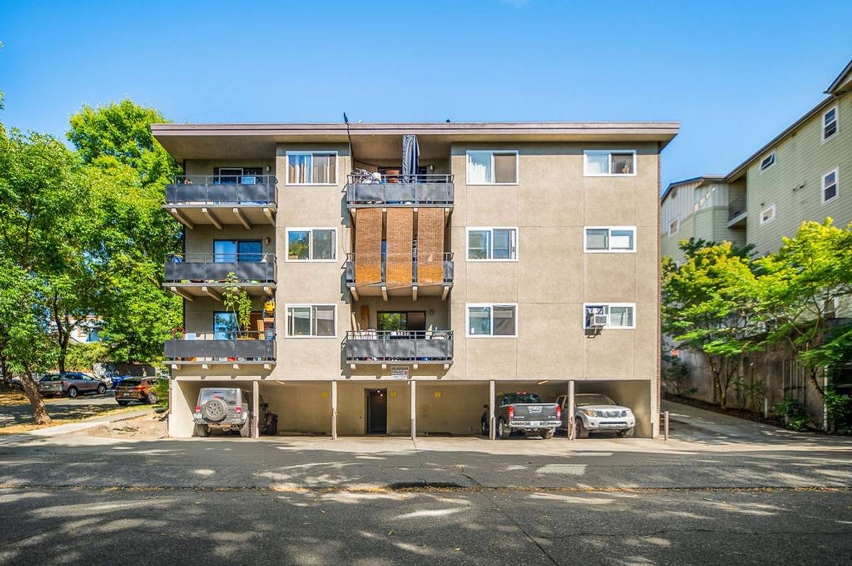 Apartment for rent at 2201 S Main St, Seattle, WA 98144