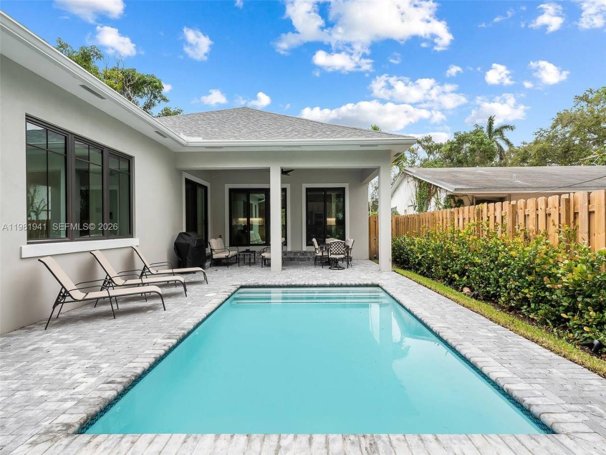 House for rent at 1484 SW 32nd St, Fort Lauderdale, FL 33315