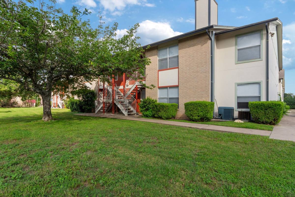 Apartment for rent at 205 Craddock - D-7, San Marcos, TX 78666