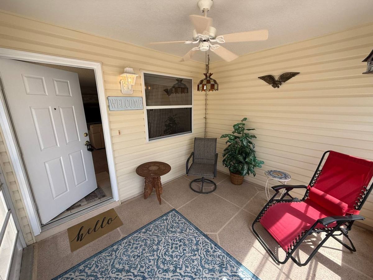 House for rent at 2829 Burgos Dr, The Villages, FL 32162
