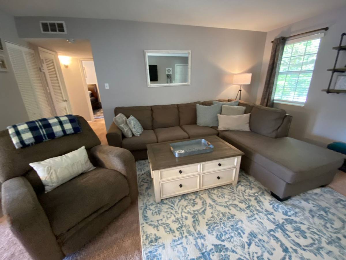 Apartment for rent at 1951 N Meridian Rd, Tallahassee, FL 32303