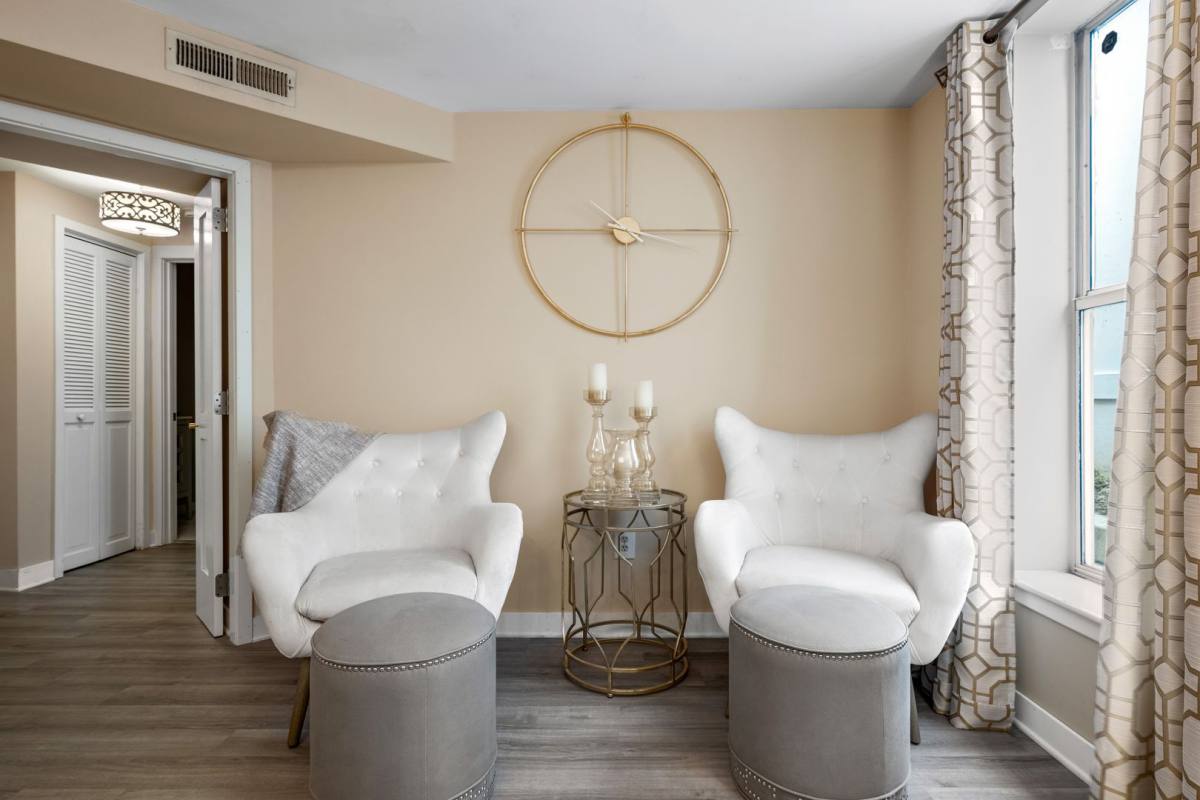 Apartment for rent at 55 Ashley Ave #6, Charleston, SC 29401