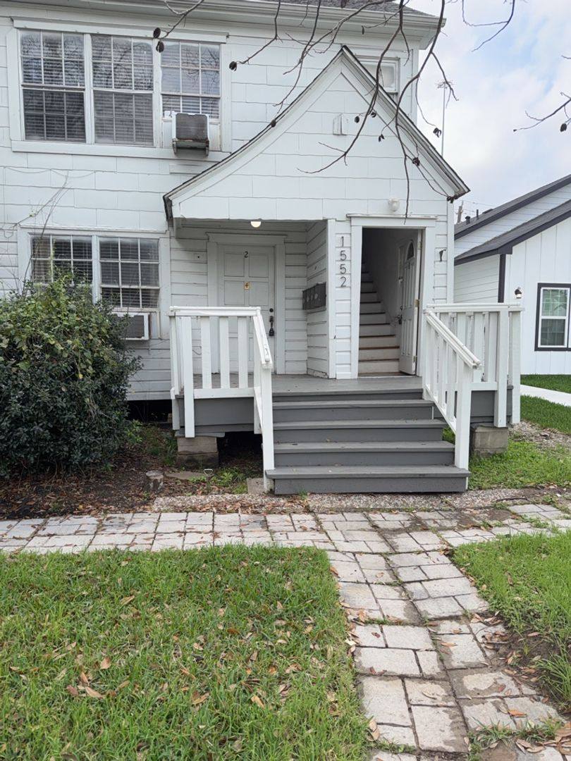Apartment for rent at 1552 Lombardy St, Houston, TX 77023