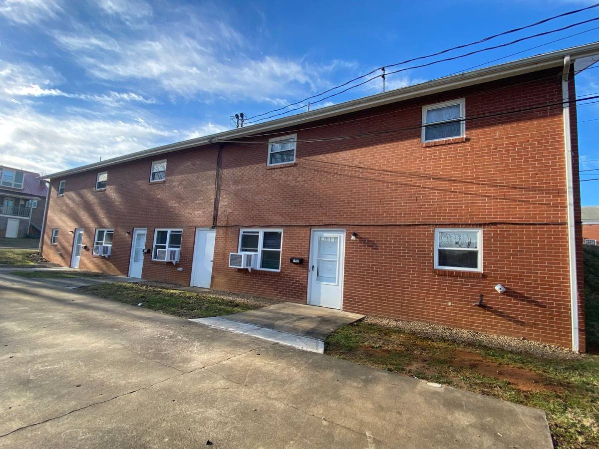 Apartment for rent at 540-544 Second St, Newport, TN 37821