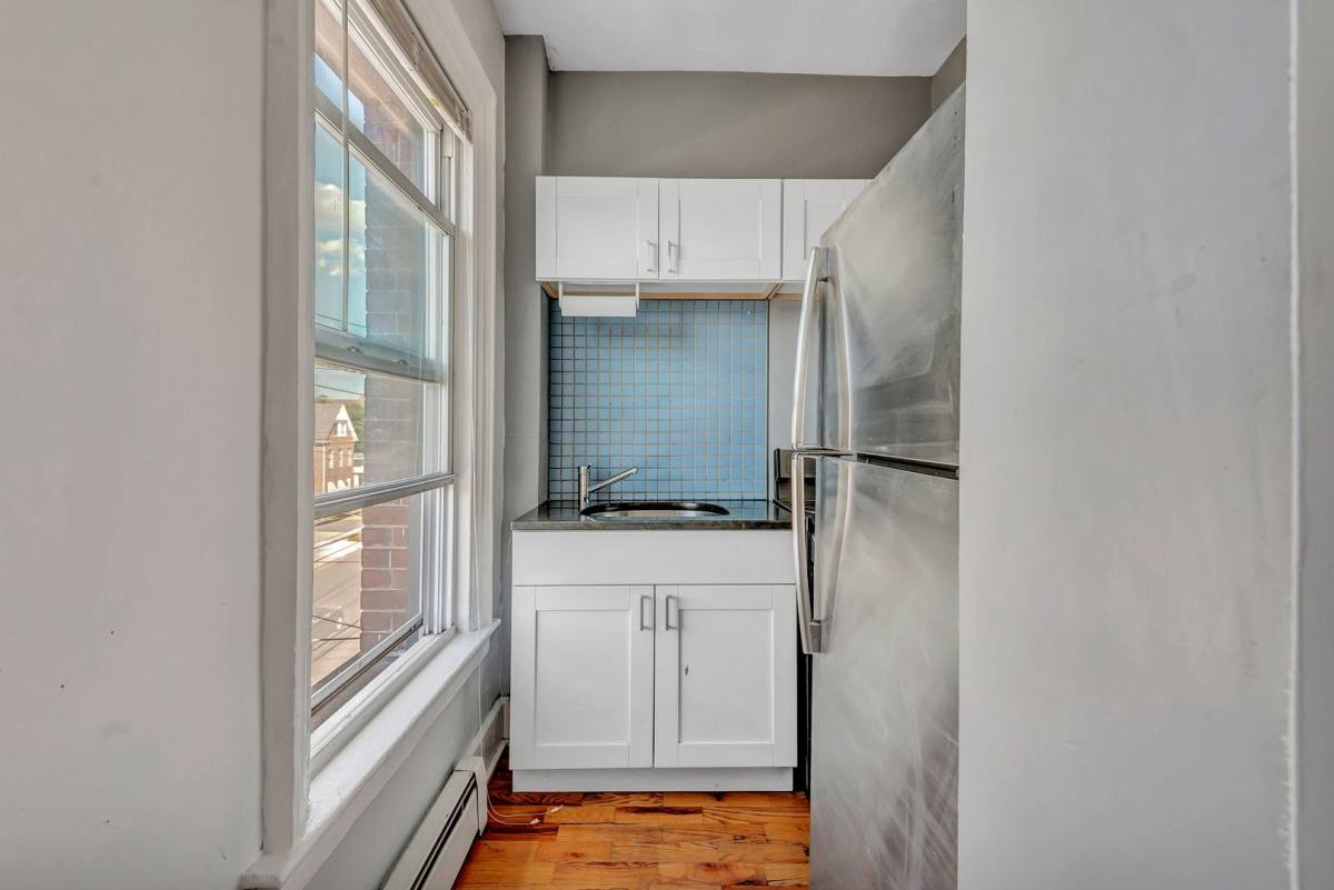Apartment for rent at 574-576 George St, New Haven, CT 06511