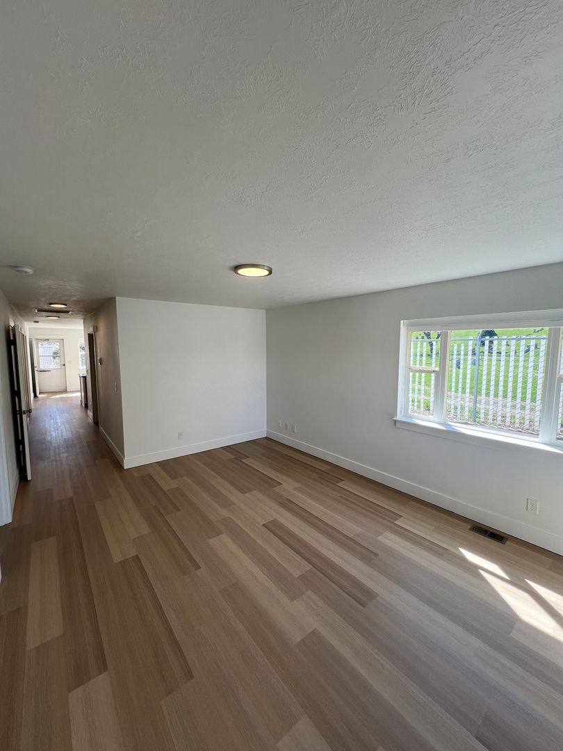 Apartment for rent at 1312 W 10th St, The Dalles, OR 97058