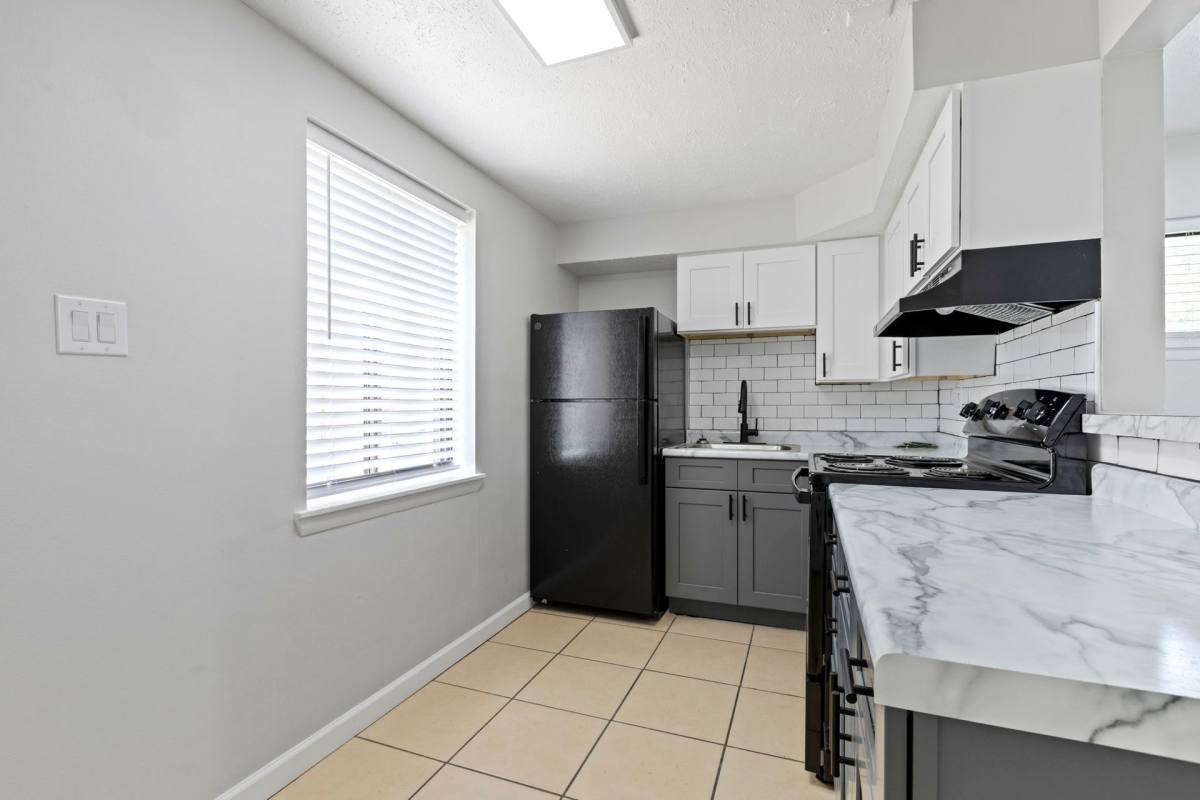 Townhouse for rent at 1366 N Arlington Ave, Indianapolis, IN 46219