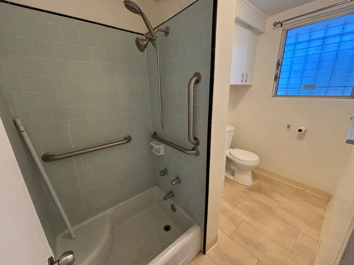 Apartment for rent at 427 Liliha Court Lane, Honolulu, HI 96817