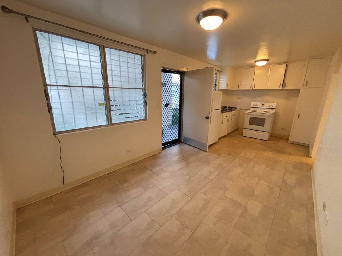Apartment for rent at 427 Liliha Court Lane, Honolulu, HI 96817