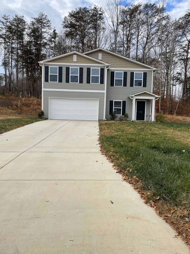 House for rent at 119 W Carmel Cove Dr, Mocksville, NC 27028