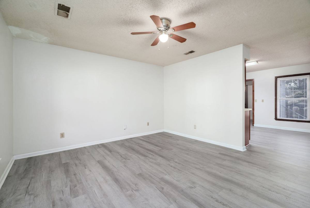 Apartment for rent at 118 Roberta Dr, Summerville, SC 29485