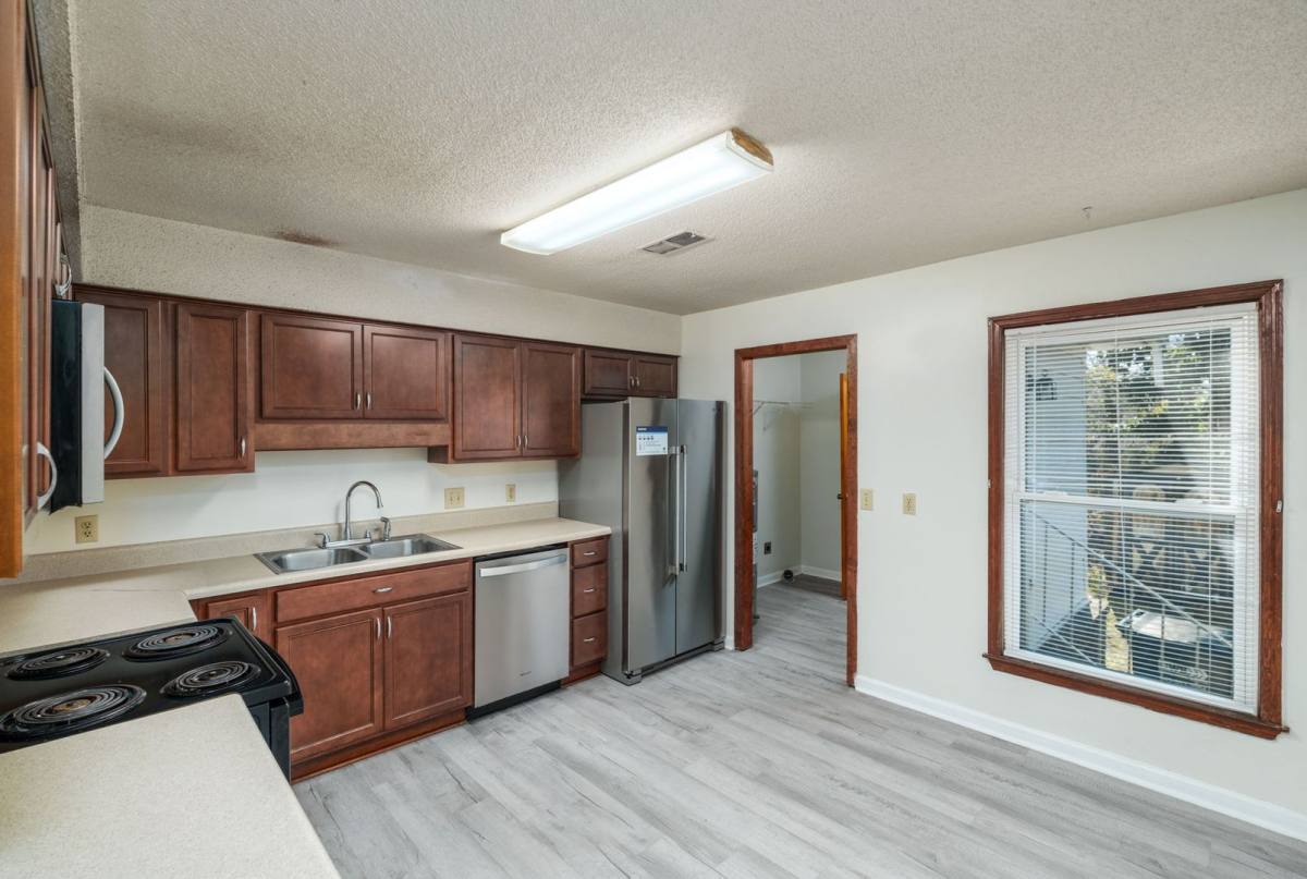 Apartment for rent at 118 Roberta Dr, Summerville, SC 29485