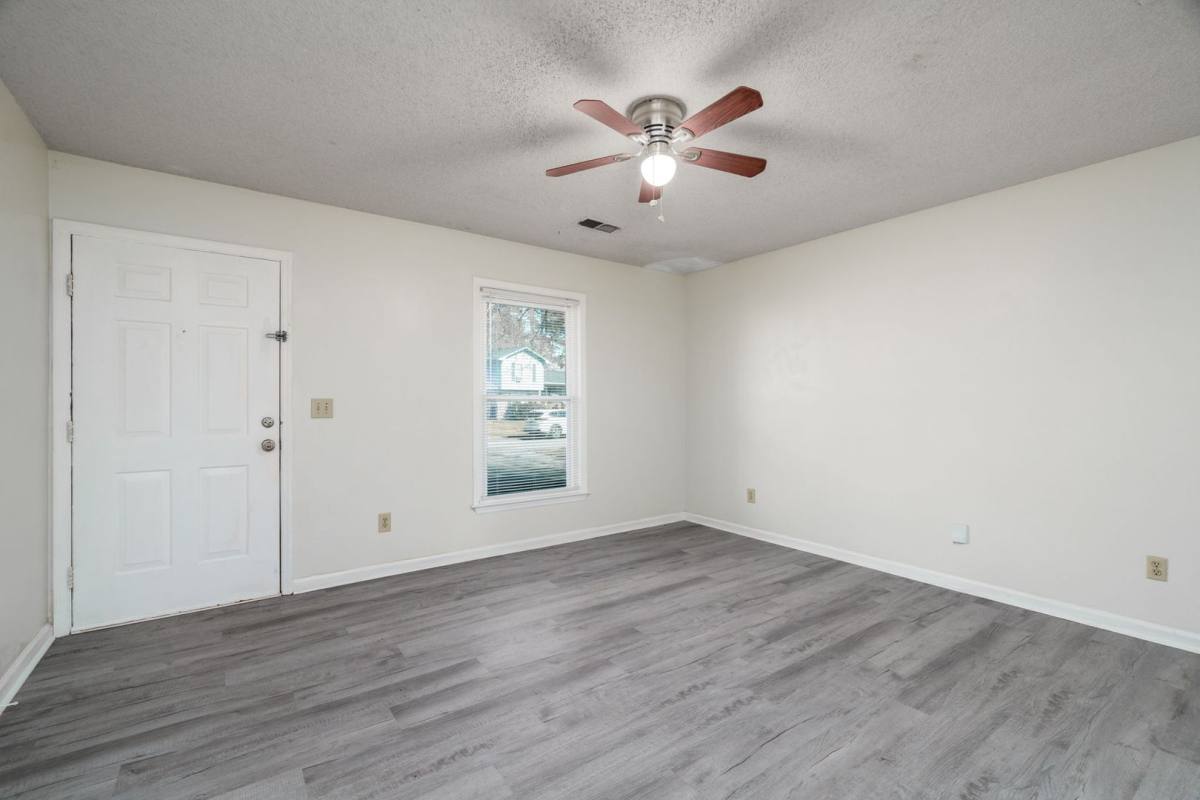 Apartment for rent at 118 Roberta Dr, Summerville, SC 29485