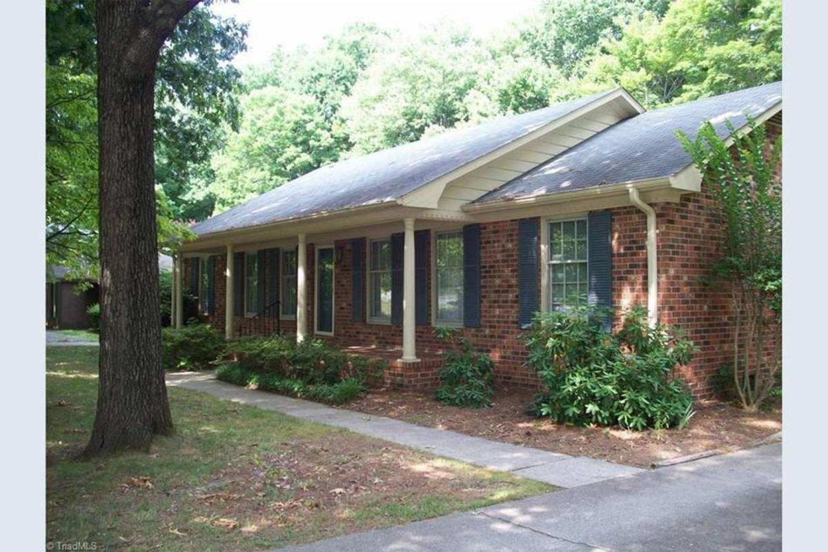 House for rent at 1018 Jefferson Rd, Greensboro, NC 27410