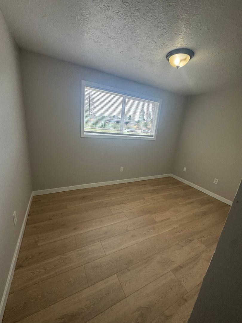 Apartment for rent at 2015-2095 Debbie Way NE, Salem, OR 97301