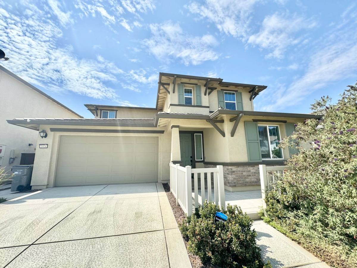 House for rent at 1918 Patriot Way, Woodland, CA 95776