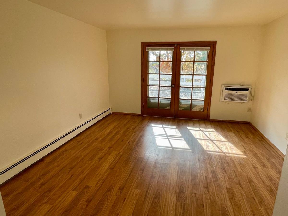 Apartment for rent at 501-505-509-511 Mulberry Dr E, West Bend, WI 53090