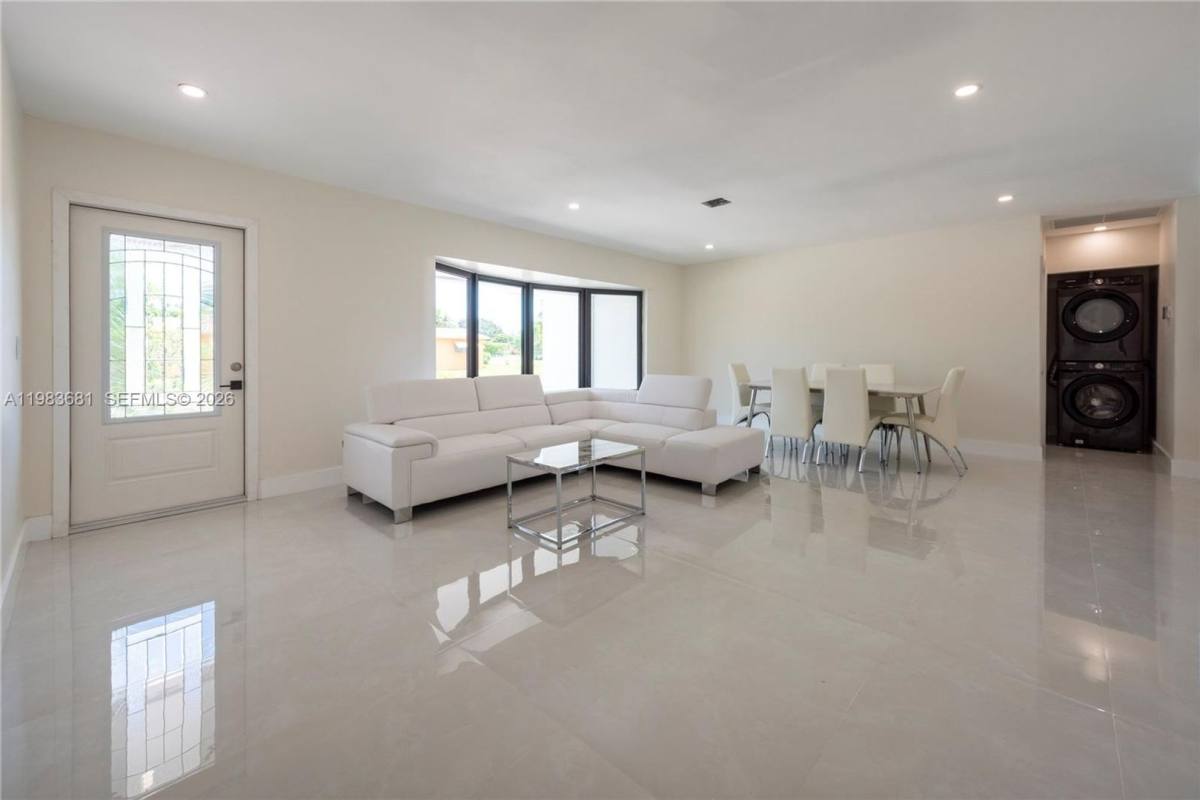 House for rent at 4700 McKinley St, Hollywood, FL 33021