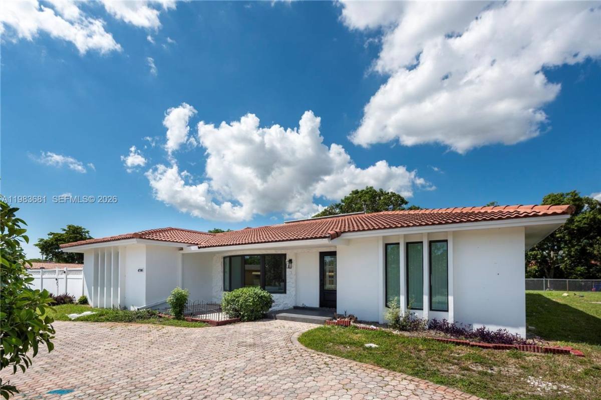 House for rent at 4700 McKinley St, Hollywood, FL 33021
