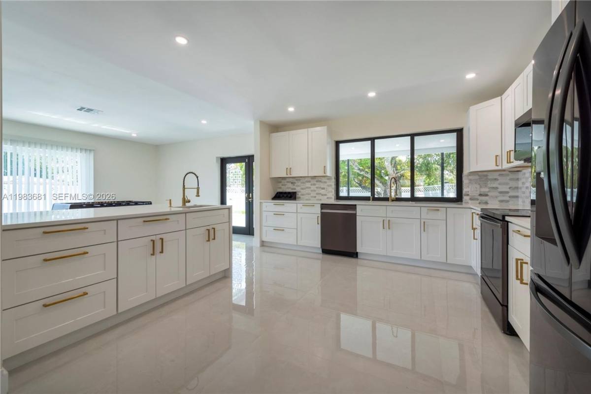 House for rent at 4700 McKinley St, Hollywood, FL 33021