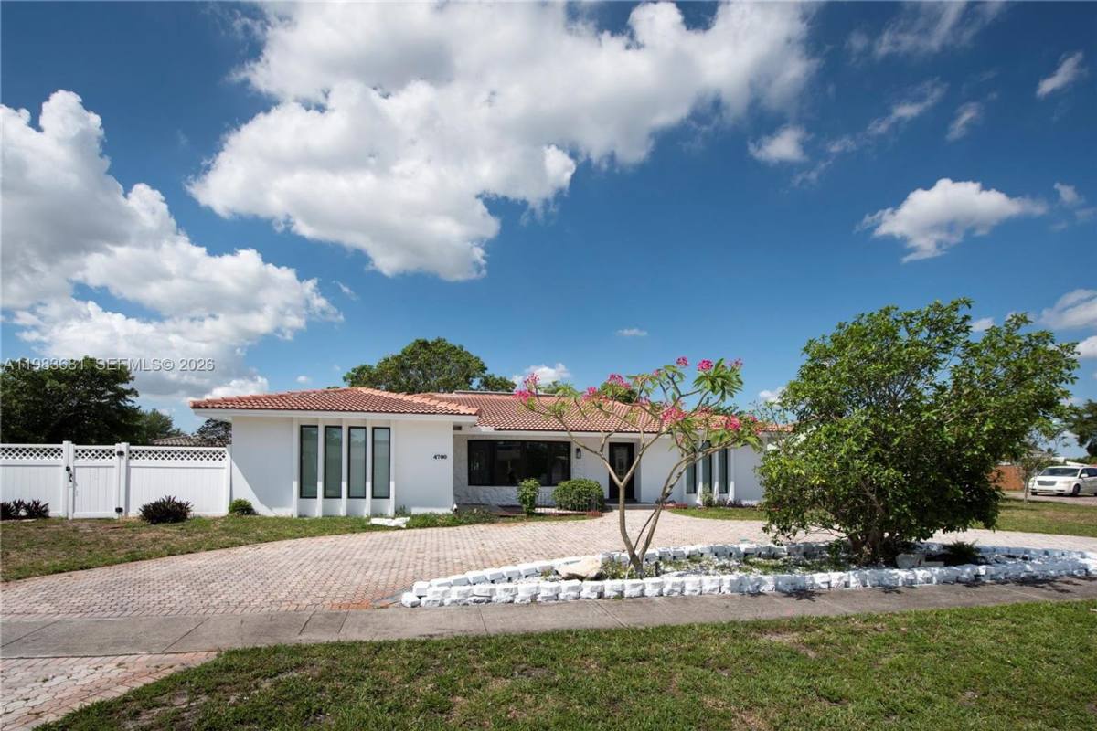 House for rent at 4700 McKinley St, Hollywood, FL 33021