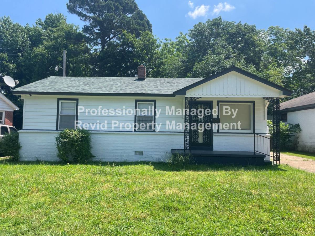 House for rent at 744 Lester St, Memphis, TN 38112