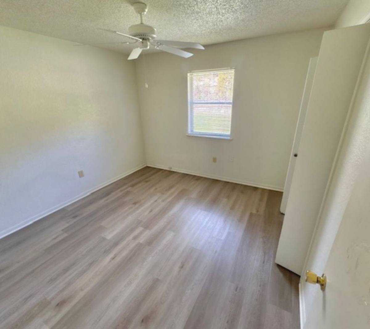 Apartment for rent at 811 N 5th St, Copperas Cove, TX 76522