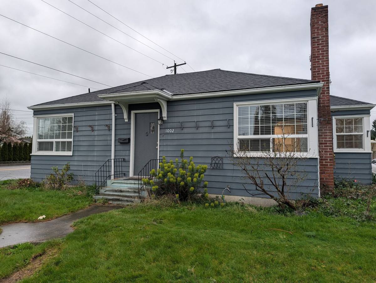 House for rent at 1002 S 12th St, Mount Vernon, WA 98274