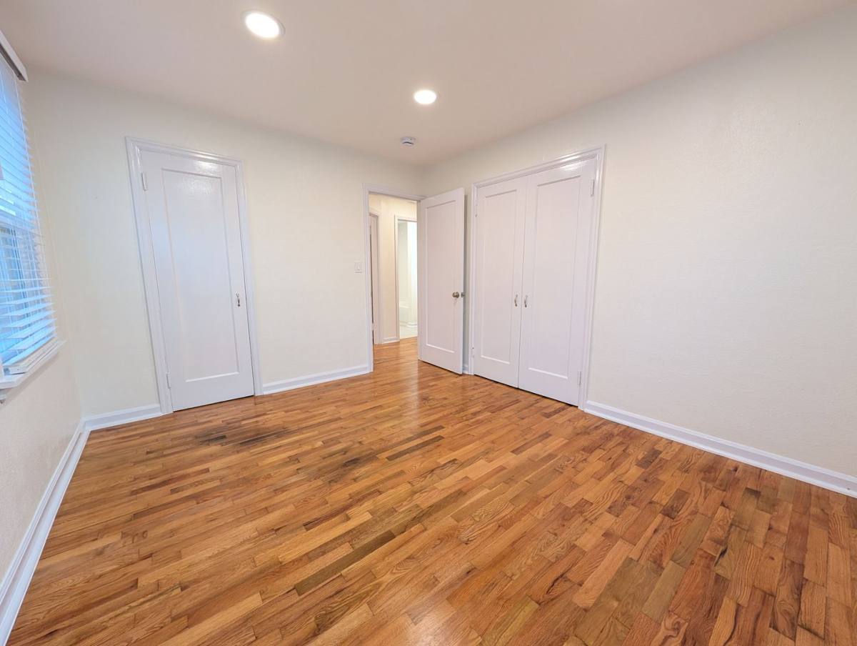 House for rent at 1002 S 12th St, Mount Vernon, WA 98274