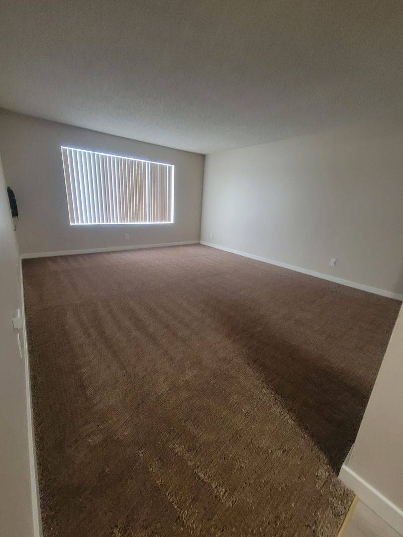 Apartment for rent at 7952 Cole St, Downey, CA 90242