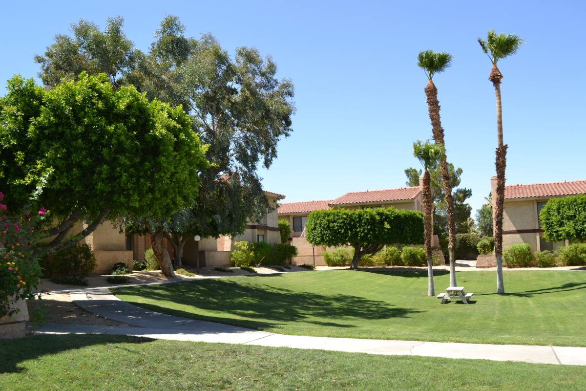 Apartment for rent at 2636 N Indian Canyon Dr, Palm Springs, CA 92262