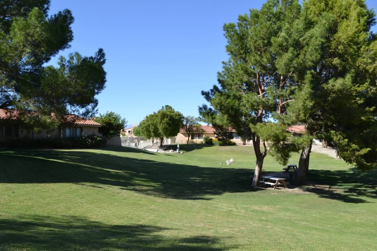 Apartment for rent at 2636 N Indian Canyon Dr, Palm Springs, CA 92262
