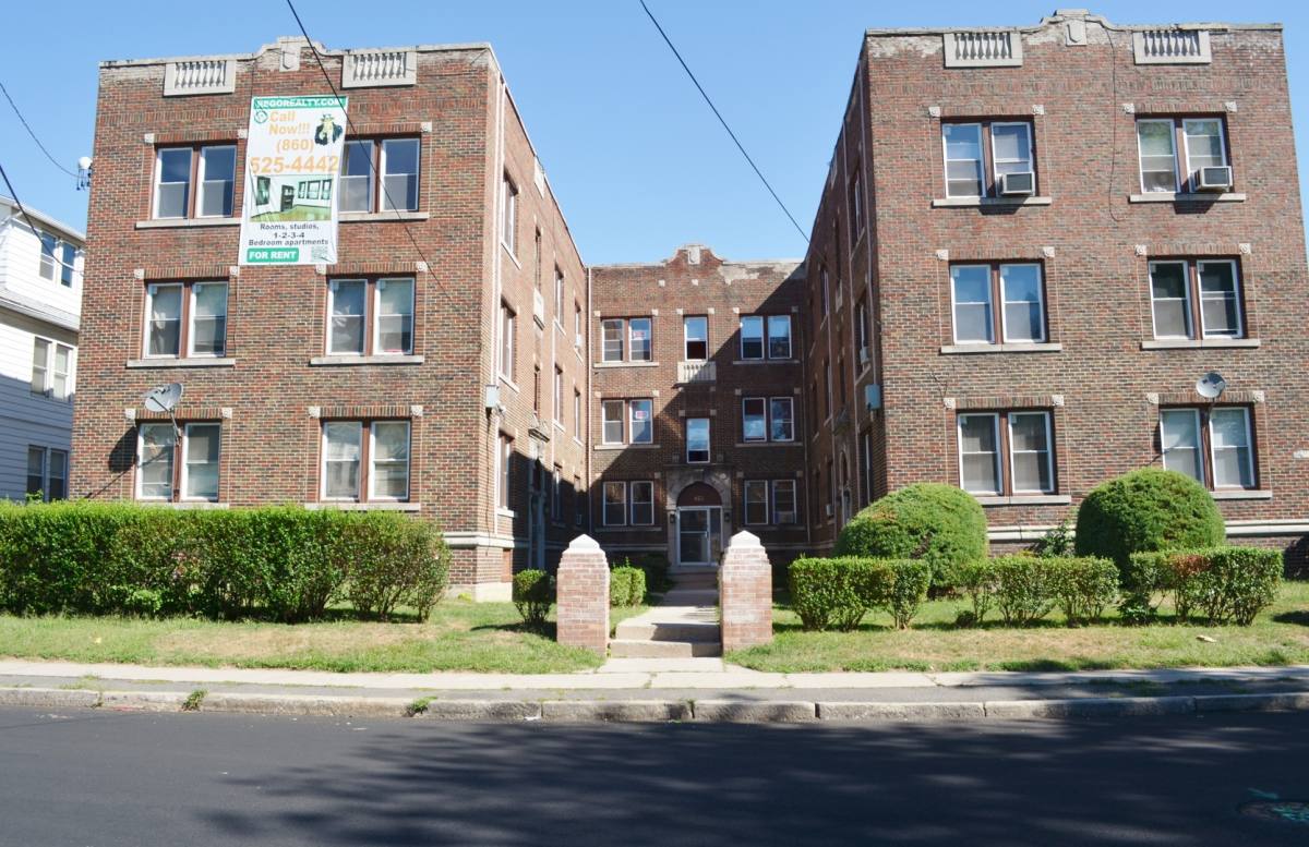 Apartment for rent at 451-455 Edgewood St, Hartford, CT 06112