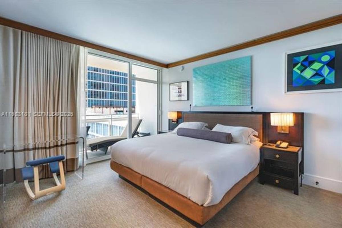 Apartment for rent at 6801 Collins Ave Appt 610 Door, Miami Beach, FL 33141