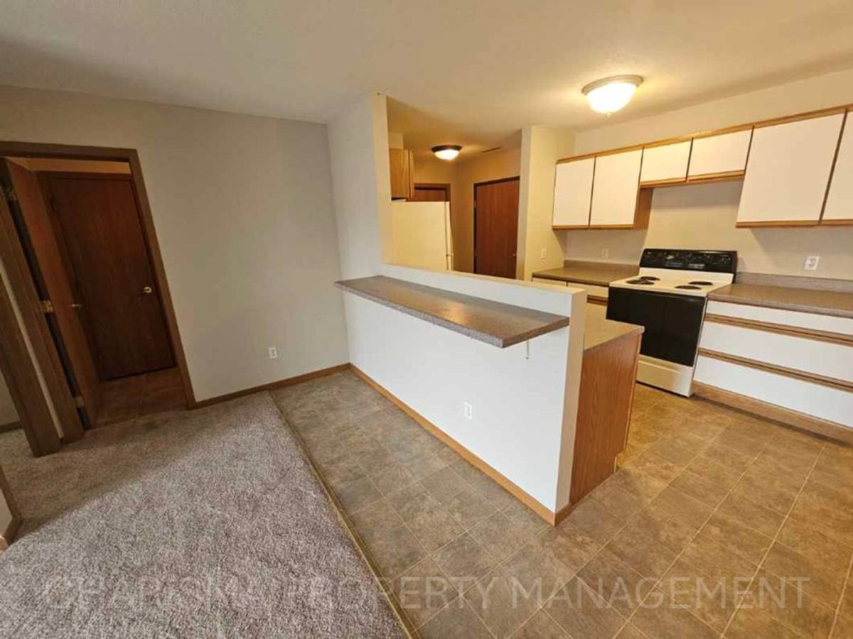 Apartment for rent at 340 N Main Ave, Tea, SD 57064