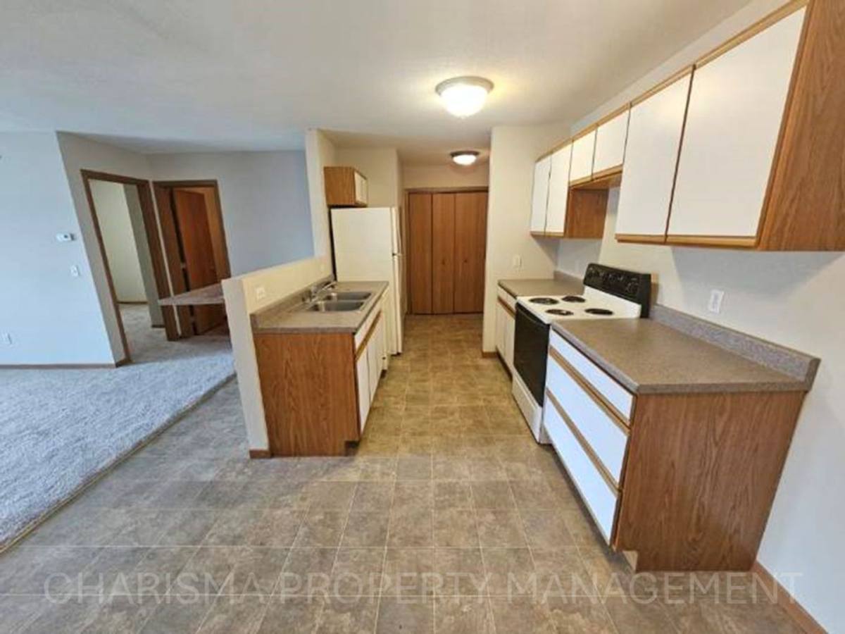 Apartment for rent at 340 N Main Ave, Tea, SD 57064
